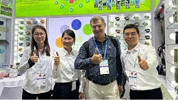 聚力共赢，感谢信任｜上海国际橡塑展青岛中新华美改性塑料厂第三天签单不断